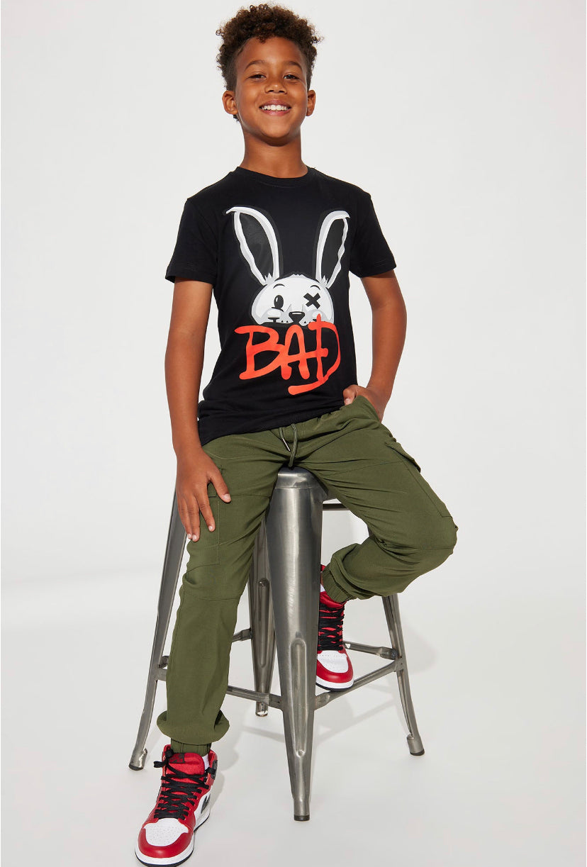 “BAD BUNNY” TEE - Amessio